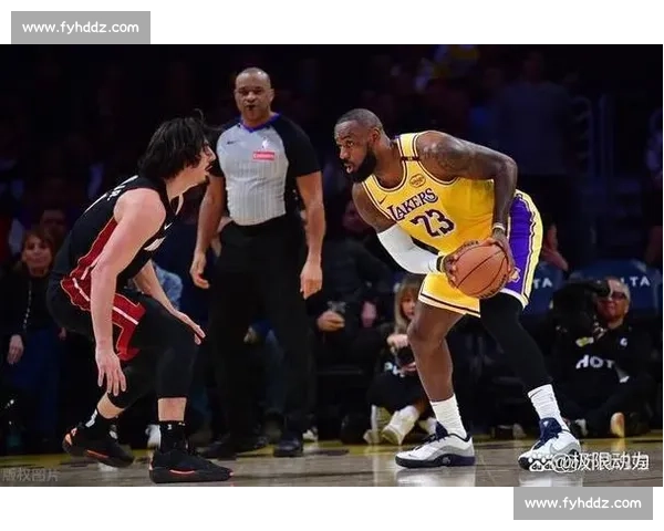 湖人对决热火完整版直播全程回放赛前分析与精彩看点汇总深度解读